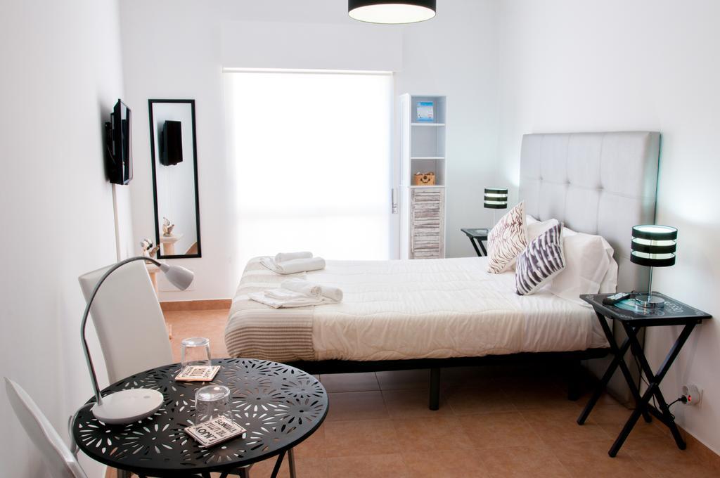 Stork Hostal